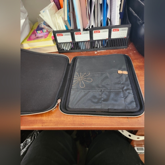 Erin Condren colorblends PlannerFolio - Picture 3 of 7